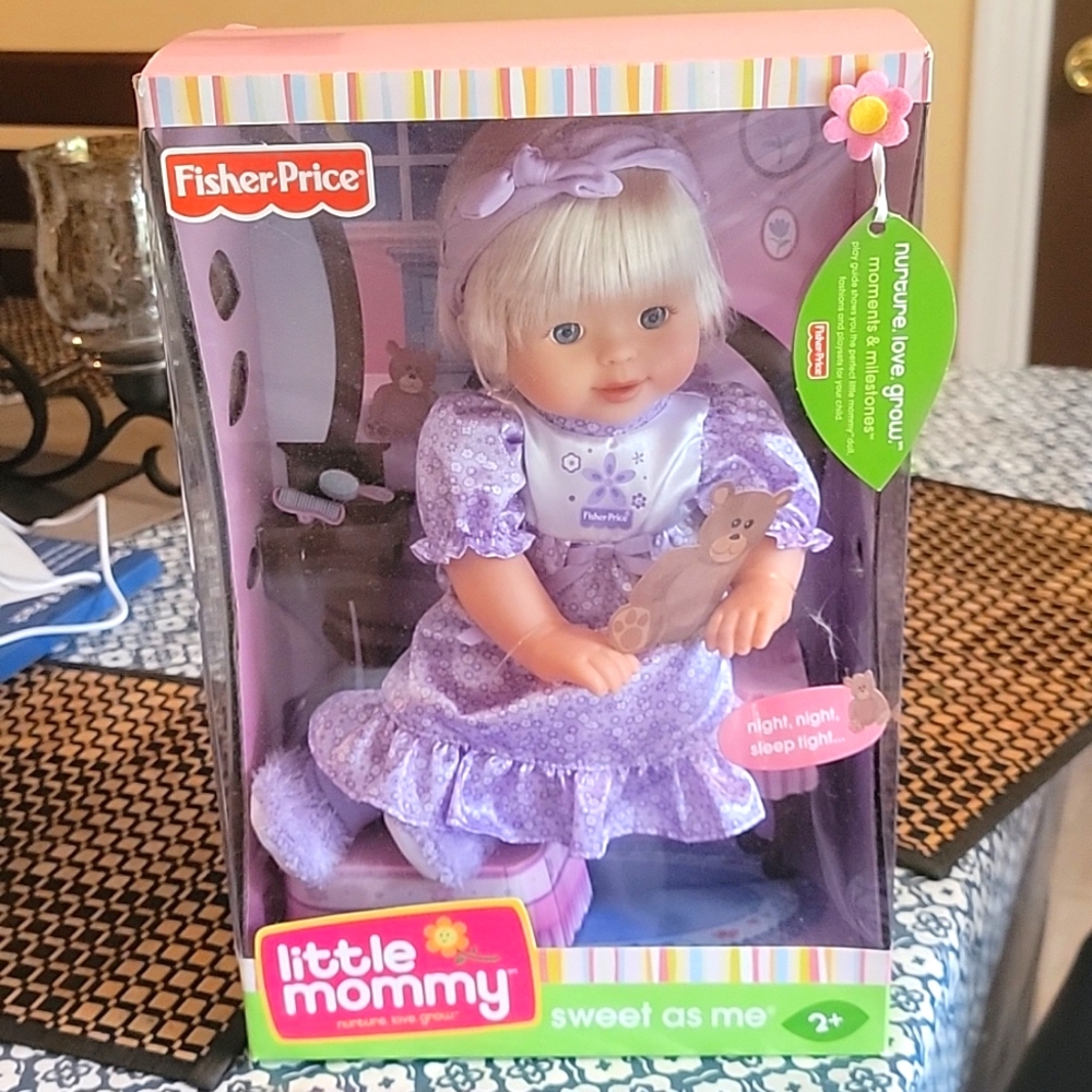 Fisher-price little mommy sweet as me doll